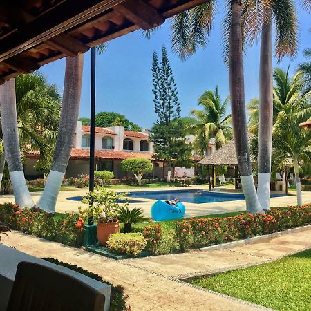 Casa Romantica De Playa Икстапа Экстерьер фото
